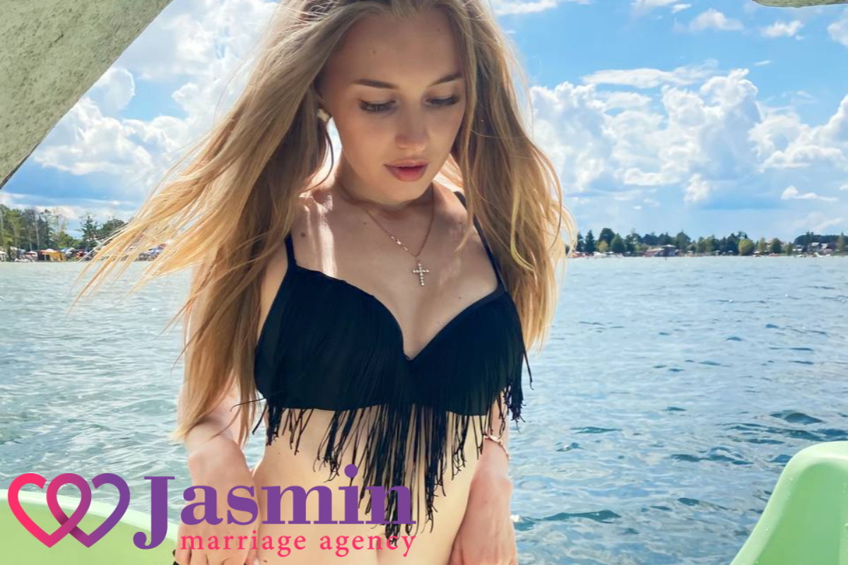 Irina, 26