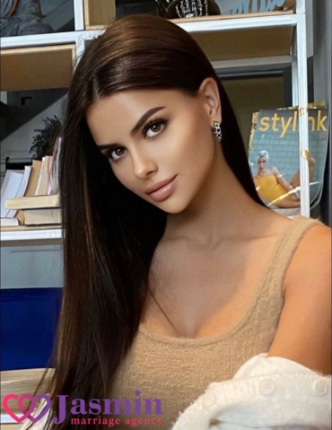 Anastasiya, 29