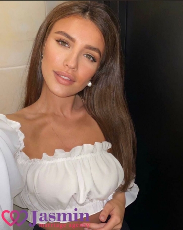 Alina from Odessa (31 y.o., Brown Eyes, Light Brown Hair, Never been married) - photo 1 Alina from Odessa (31 y.o., Brown Eyes, Light Brown Hair, Never been married) - photo 1