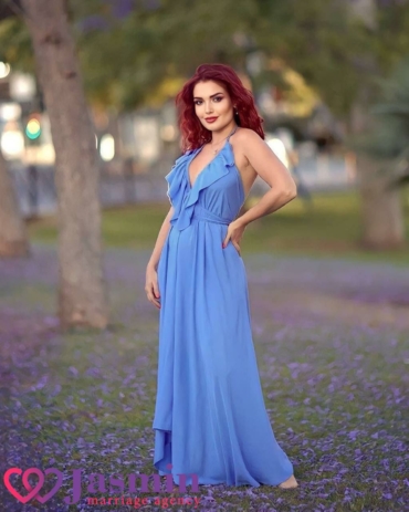 Snizhana from Marbella (33 y.o., Brown Eyes, Red Hair, Widowed) - photo 1