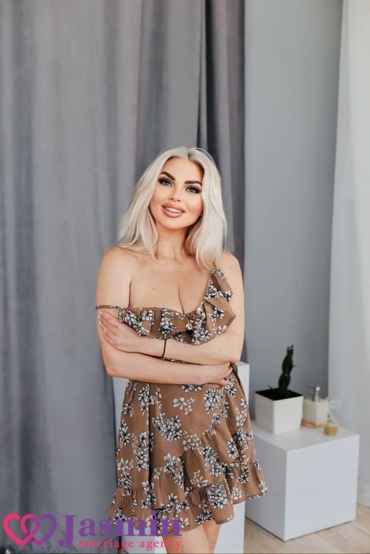Tatyana from Kiev (46 y.o., Green Eyes, Blonde Hair, Single) - photo 1 Tatyana from Kiev (46 y.o., Green Eyes, Blonde Hair, Single) - photo 1