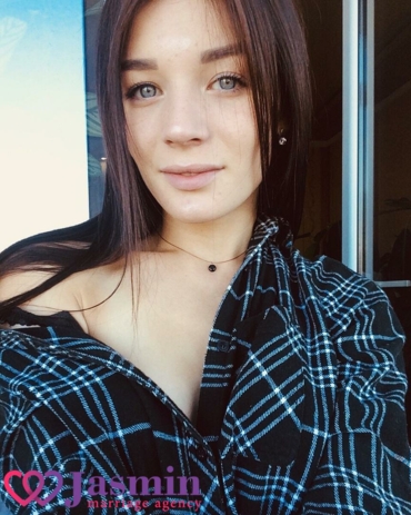 Daria from Lugansk (26 y.o., Gray Eyes, Light Brown Hair, Single) - photo 1