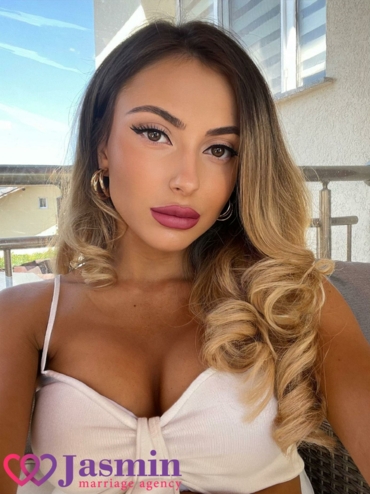 Pamela from Sofia (22 y.o., Blue Eyes, Blonde Hair, Single) - photo 1 Pamela from Sofia (22 y.o., Blue Eyes, Blonde Hair, Single) - photo 1
