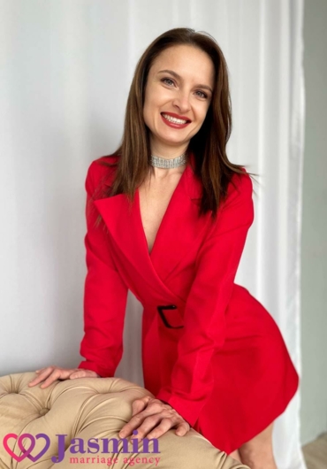 Evgenia from Nikolaev (38 y.o., Hazel Eyes, Dark Brown Hair, Single) - photo 1 Evgenia from Nikolaev (38 y.o., Hazel Eyes, Dark Brown Hair, Single) - photo 1