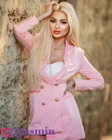 Hanna from Kyiv (29 y.o., Blue Eyes, Blonde Hair, Single) - photo 1