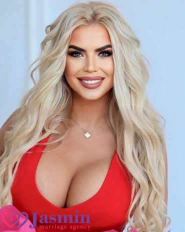 Yana from Kiev (37 y.o., Green Eyes, Blonde Hair, Single) - photo 1