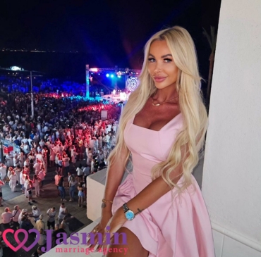 Mirabela  from Baja Mare (41 y.o., Green Eyes, Blonde Hair, Single) - photo 1