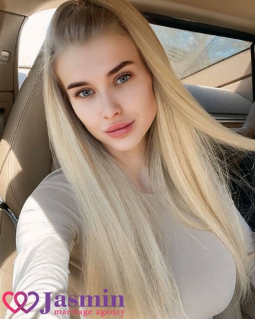 Kateryna from Kamyanske (29 y.o., Hazel Eyes, Blonde Hair, Divorced) - photo 1