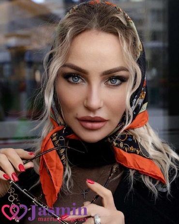 Natali, 45