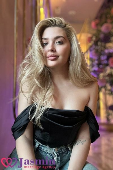 Anastasiya from Berdyansk (27 y.o., Сині Eyes, Блонд Hair, Ніколи не був(ла) одружений(а)) - photo 1